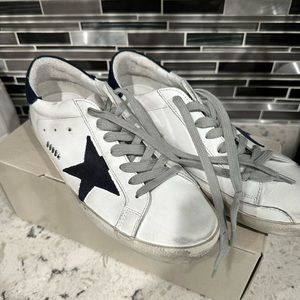 ⭐️Brand New Golden Goose
⭐️Mens (41) or Women’s (40)
⭐️$310 (free shipping)